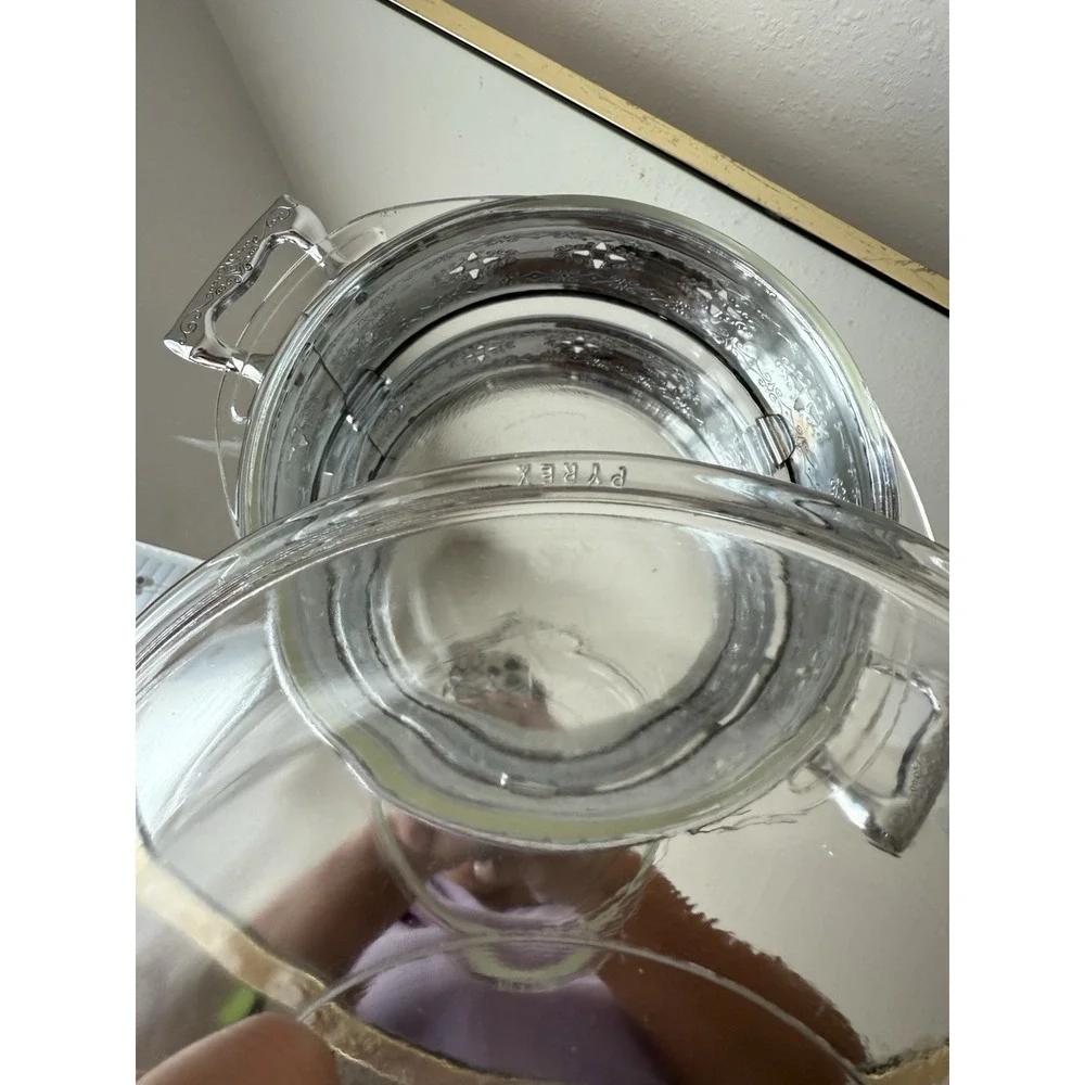 Vintage 1955 Pyrex Serving Casserole Bowl Dish With‎ Glass Lid & Metal Stand